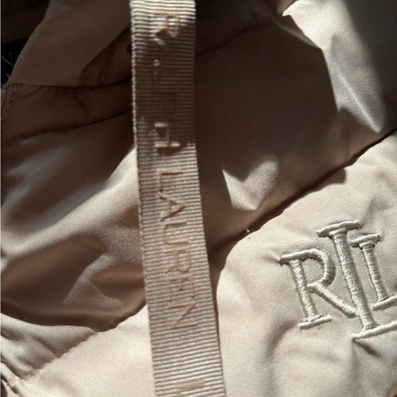 Ralph Lauren Tan Puffer Vest in a size Medium. - Picture 6 of 6